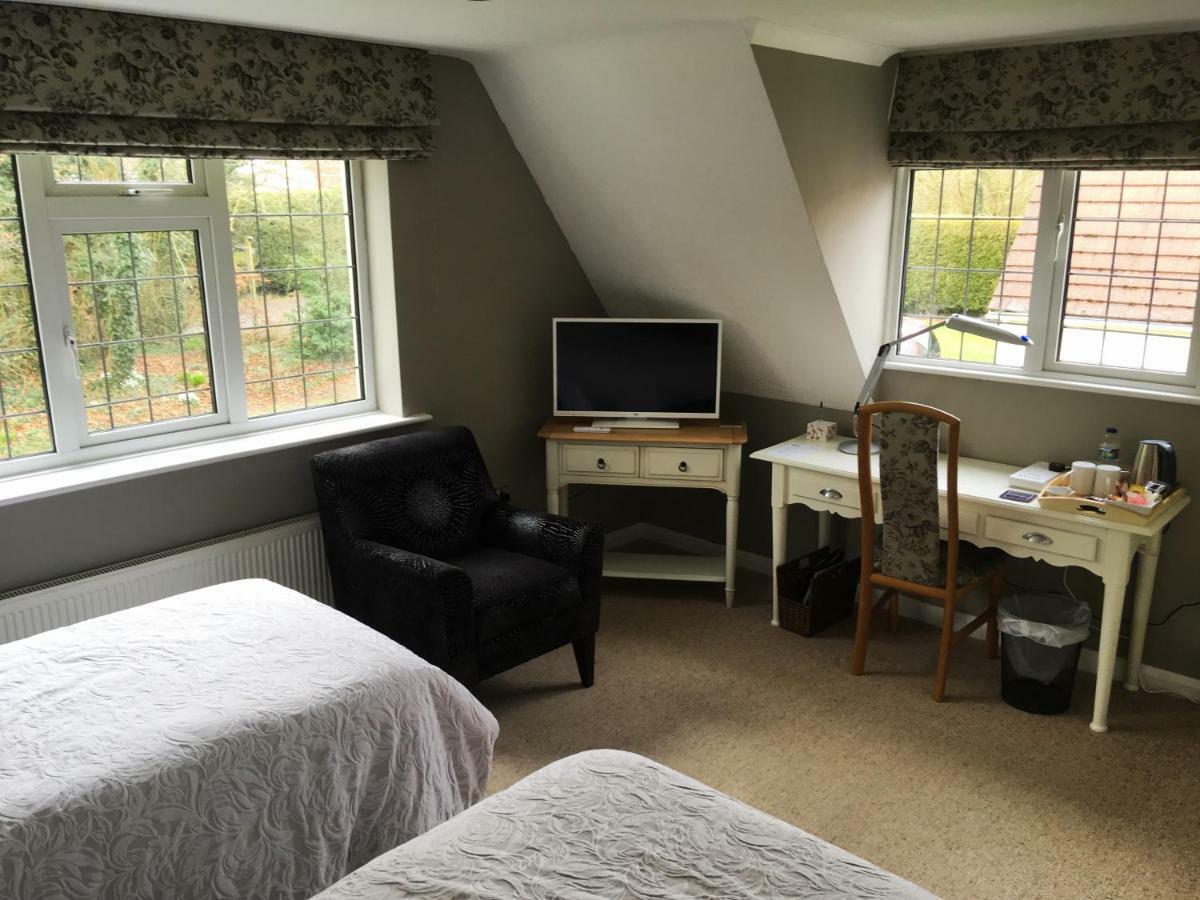 Double or Twin Room with Shower